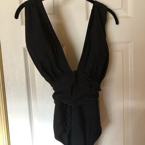 Cupshe NWT Woman’s Black One Piece Swimsuit